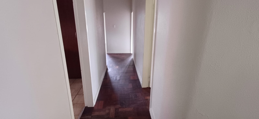 5 Bedroom Property for Sale in Eureka Free State